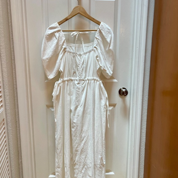 Moussy Cream Colored Size 2 Maxi Dress with Cutouts, Ties & Puffed Sleeves S/M - Picture 3 of 5